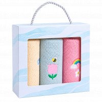 รูปกล่องผ้าขนหนูหูหิ้ว ไซส์ S ลาย Soft Wave 6.5×20×18 ซม.